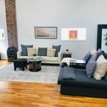 Updated Amazing Bi -Level Condo Minutes From Water Views Of New York City North Bergen Bagian luar foto