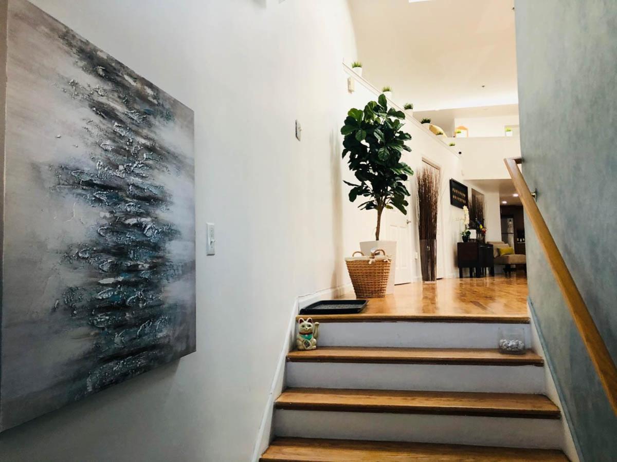 Updated Amazing Bi -Level Condo Minutes From Water Views Of New York City North Bergen Bagian luar foto
