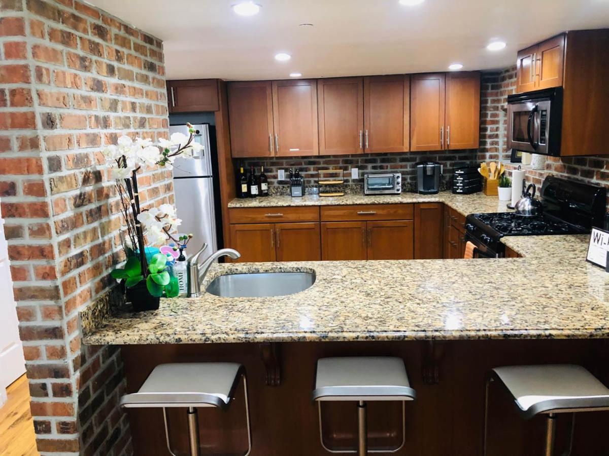 Updated Amazing Bi -Level Condo Minutes From Water Views Of New York City North Bergen Bagian luar foto